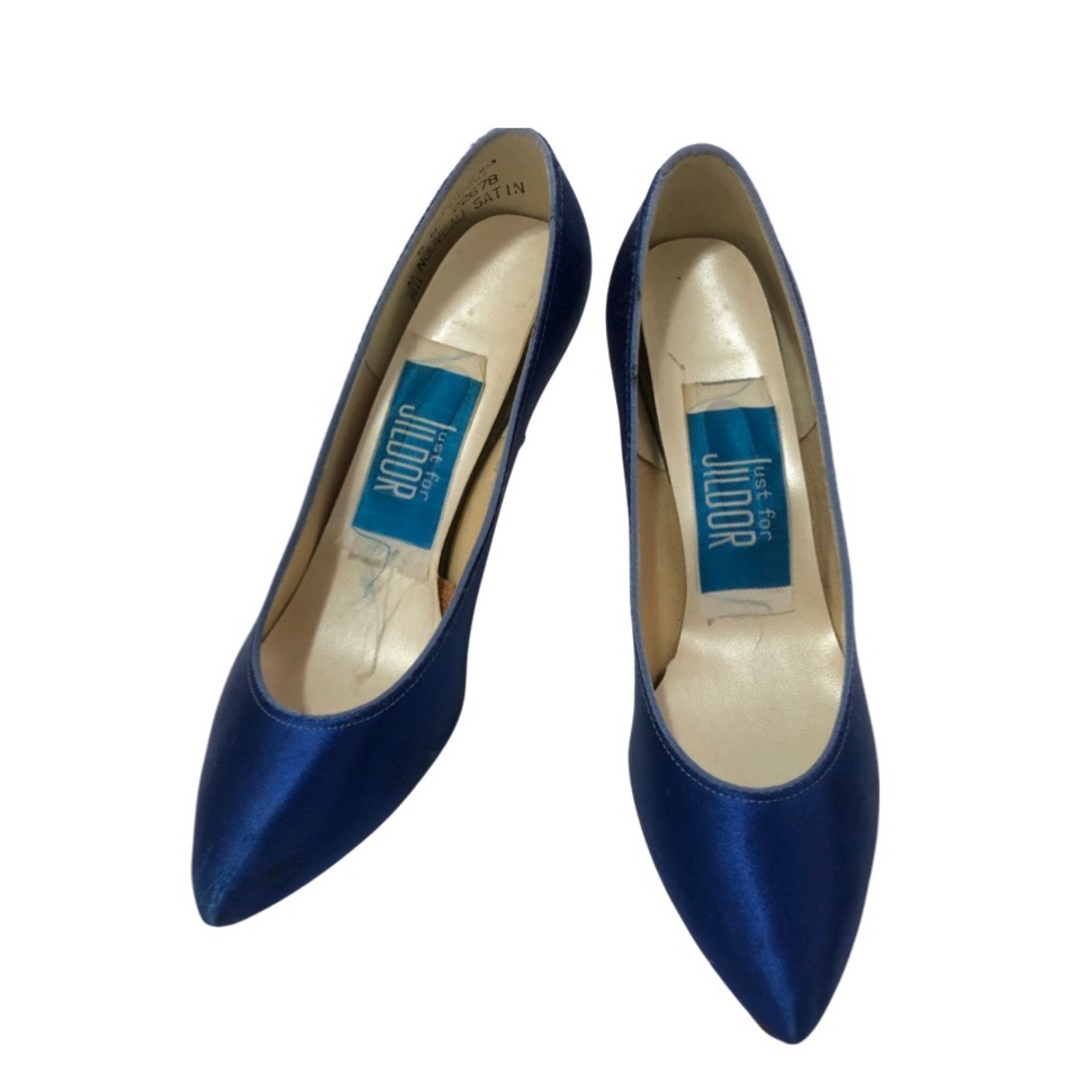 Vintage Just for Jildor nouveau satin size 8.